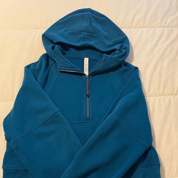 lululemon athletica Tops - Lululemon Scuba Hoodie xs/s
